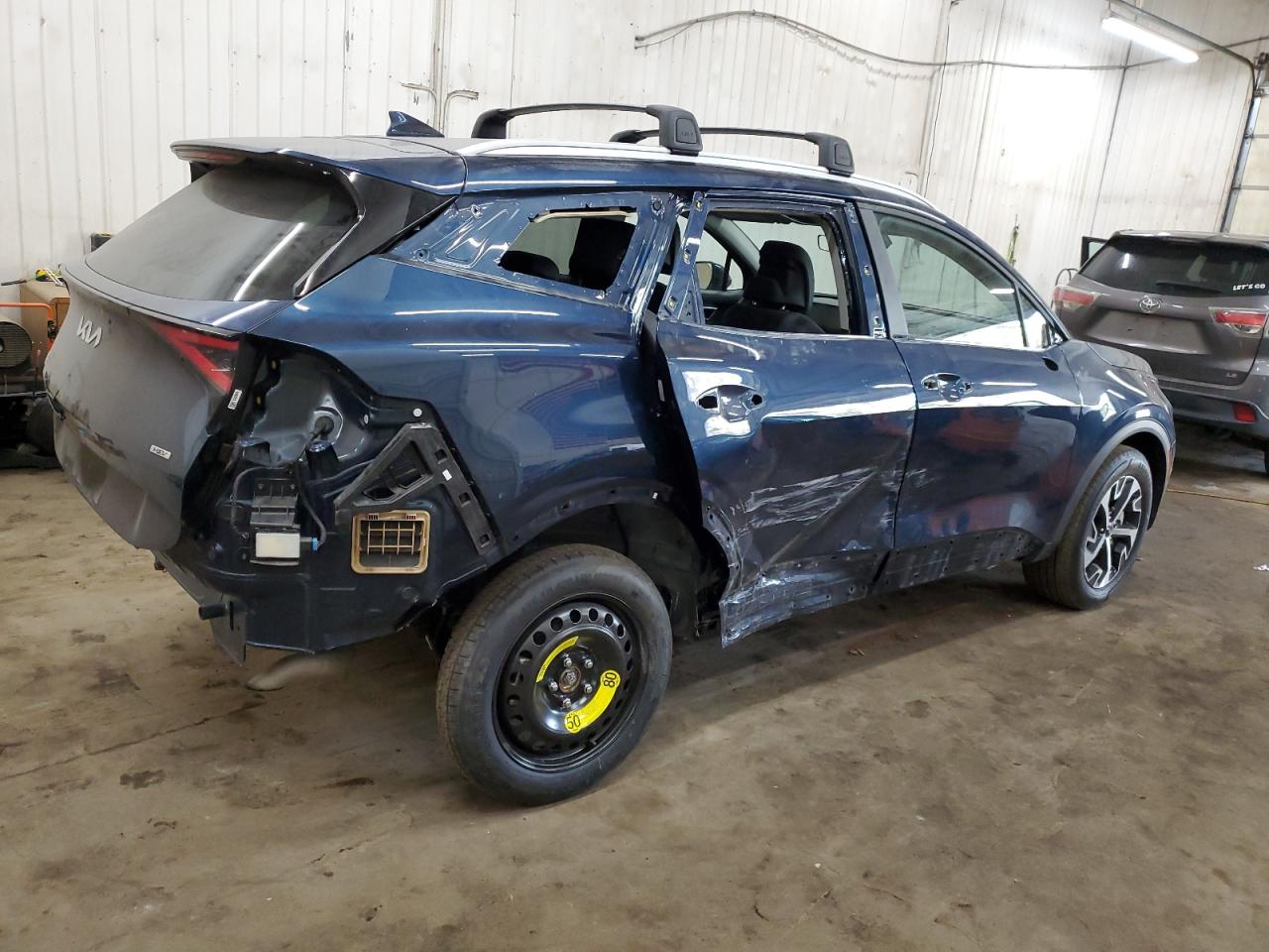 2023 KIA SPORTAGE EX VIN:KNDPVCAG7P7111756