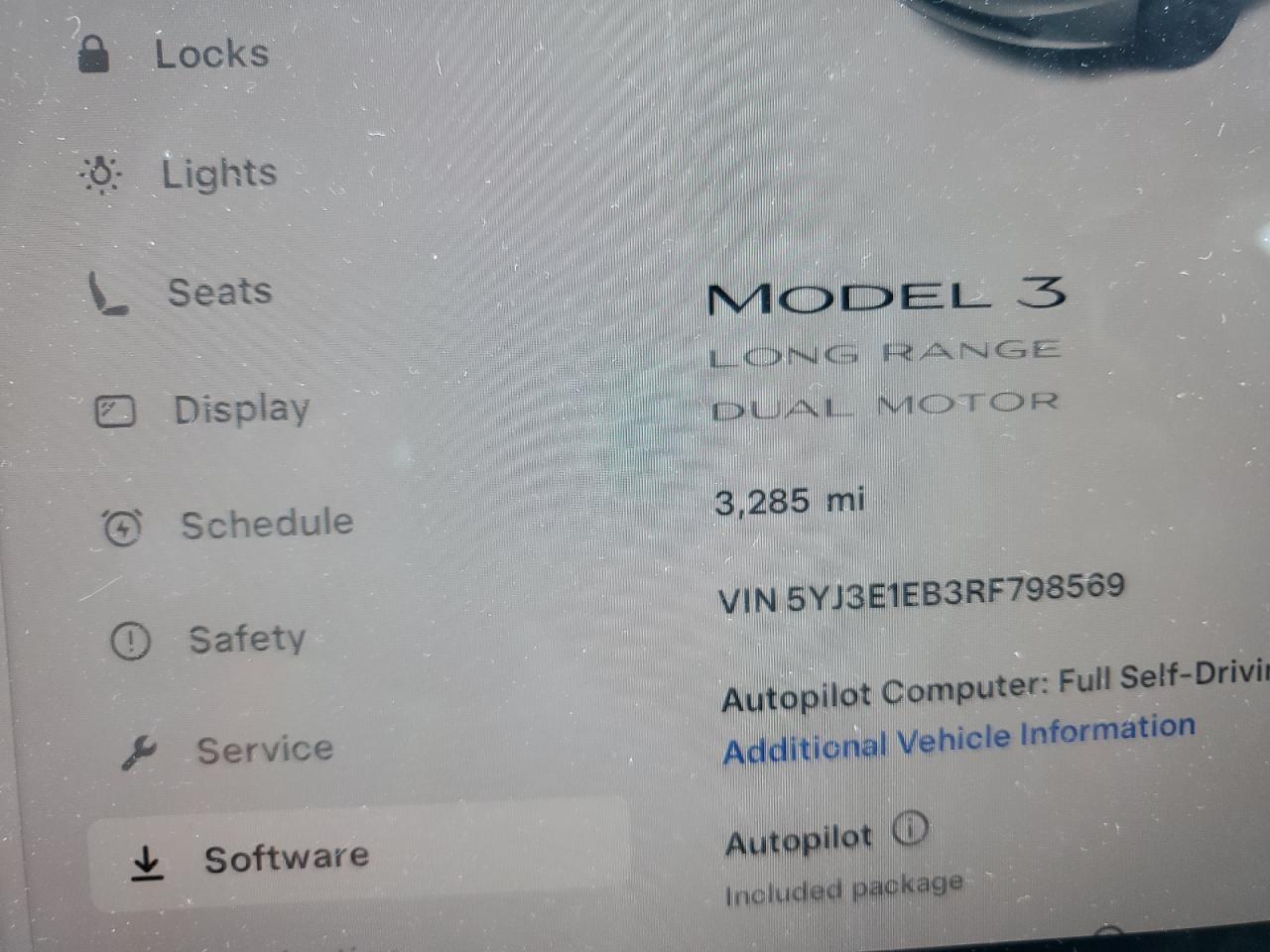 2024 TESLA MODEL 3  VIN:5YJ3E1EB3RF798569