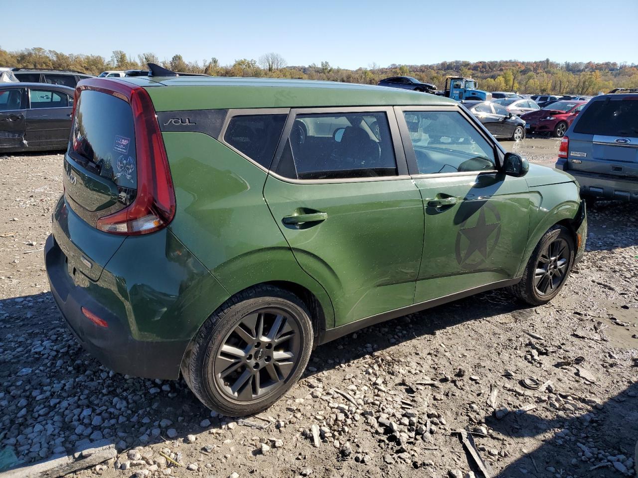 2022 KIA SOUL EX VIN:KNDJ33AU4N7155552