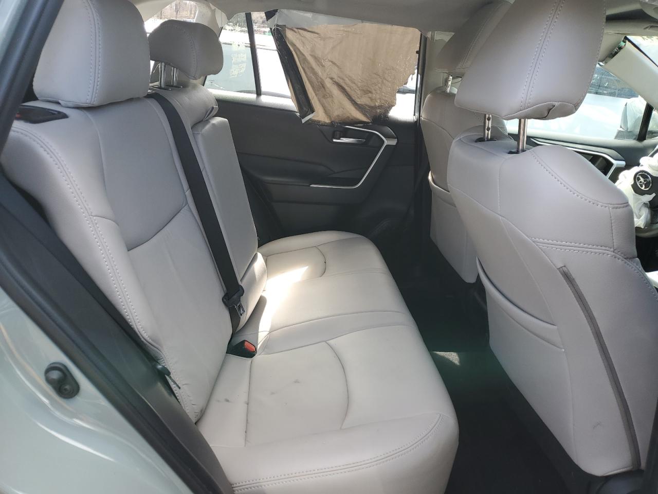 2022 TOYOTA RAV4 XLE VIN:2T3P1RFV8NW309236