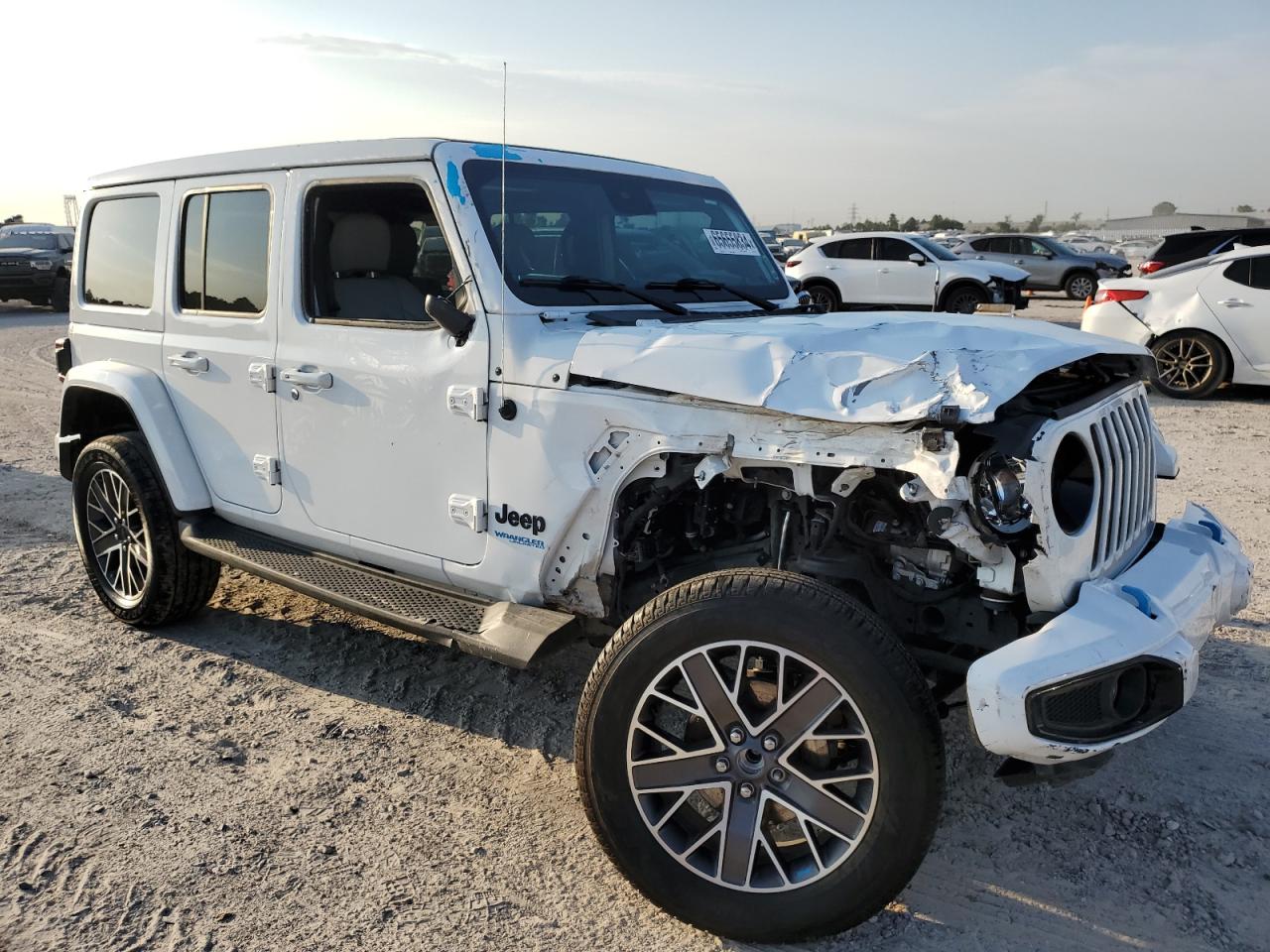 2022 JEEP WRANGLER UNLIMITED SAHARA 4XE VIN:1C4JJXP60NW172103