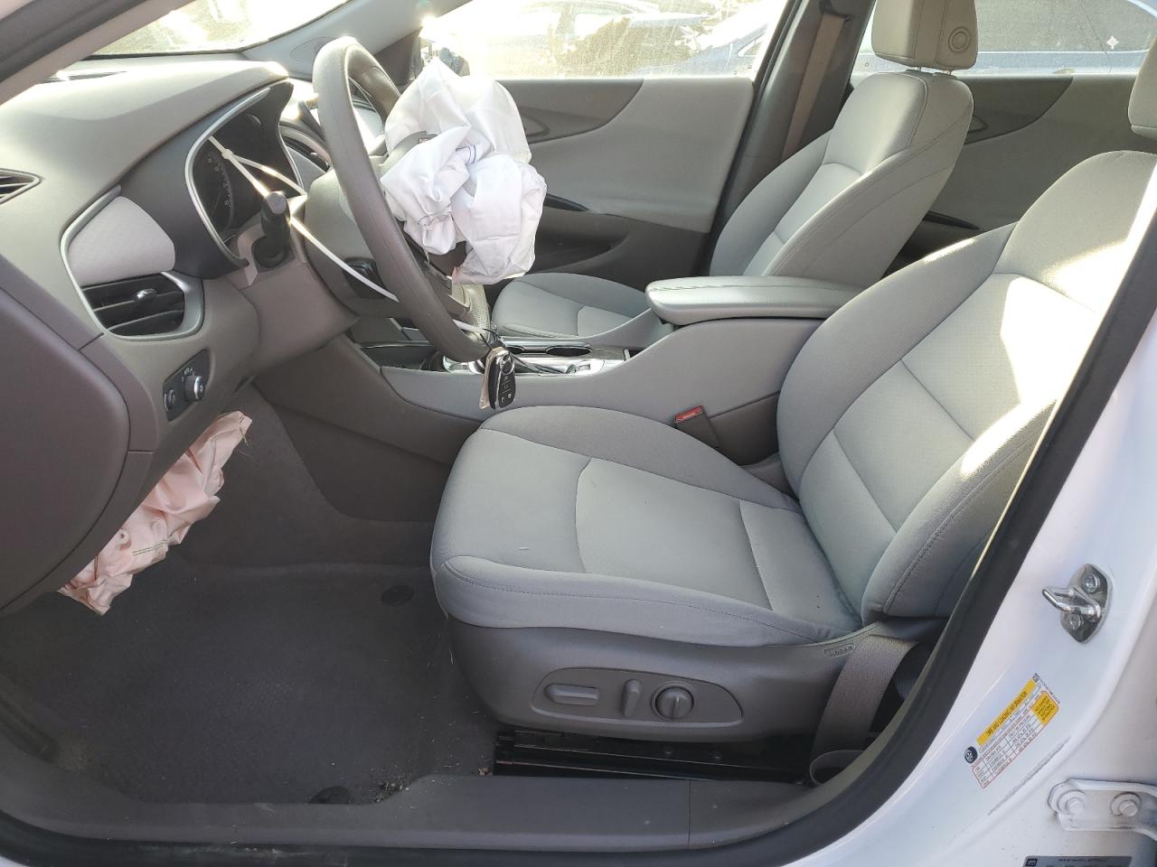 2022 CHEVROLET MALIBU LT VIN:1G1ZD5ST5NF118378