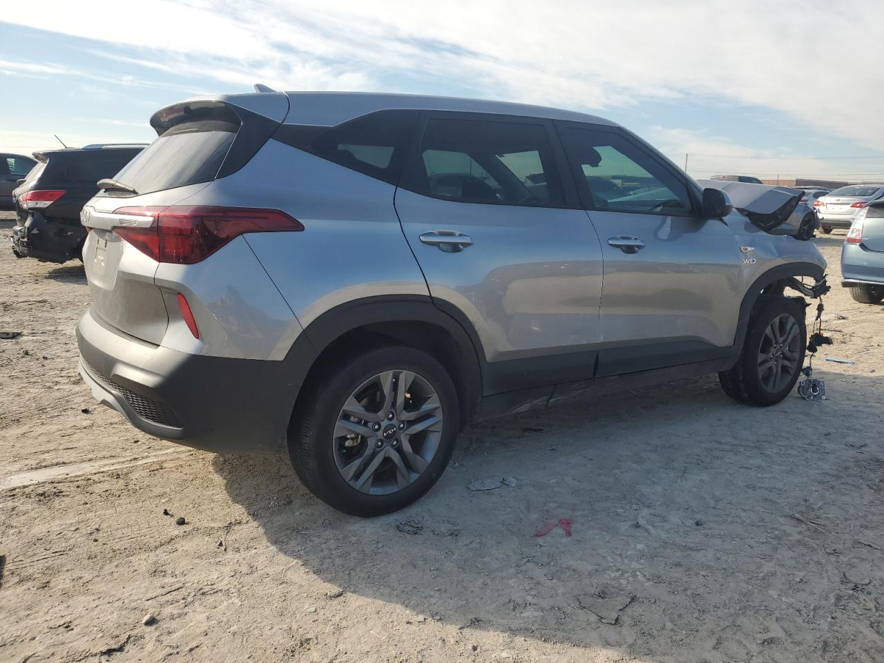 2022 KIA SELTOS LX VIN:KNDEPCAA9N7329210