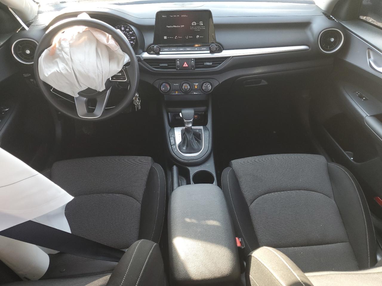 2024 KIA FORTE LX VIN:3KPF24AD9RE778833