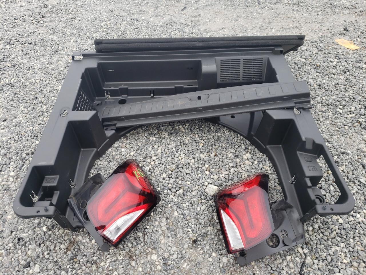 2022 CHEVROLET EQUINOX LT VIN:2GNAXKEV3N6110966