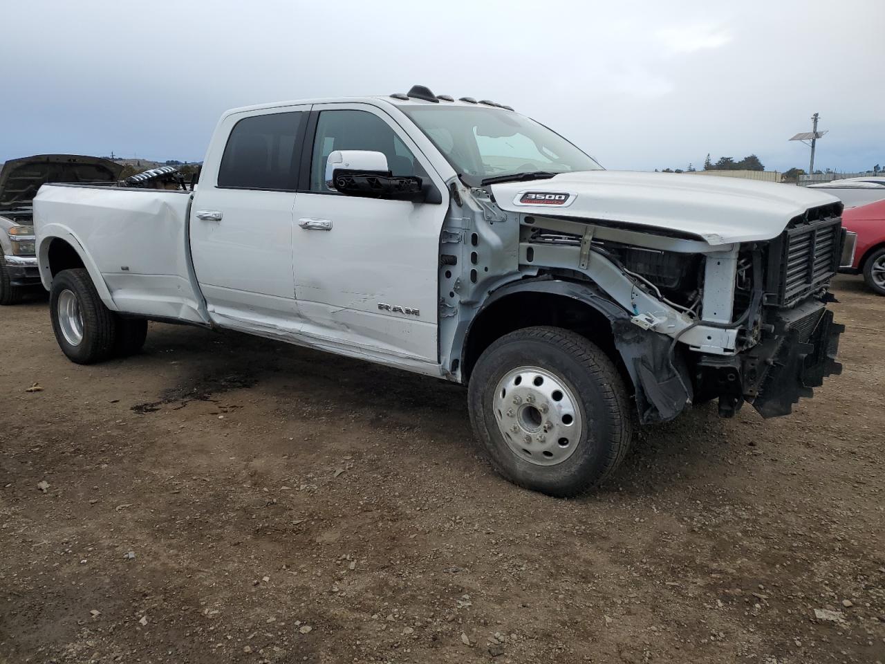 2022 RAM 3500 LARAMIE VIN:3C63RRJL6NG212248