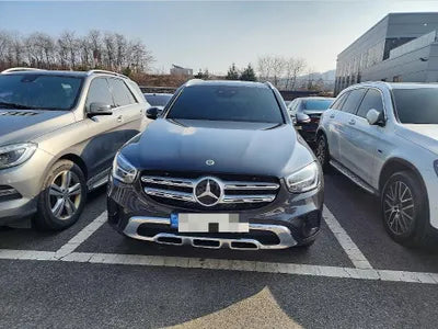 2021 Mercedes-Benz GLC 300 VIN: