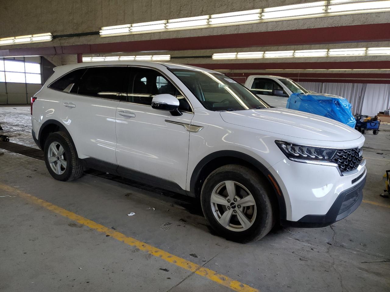2022 KIA SORENTO LX VIN:5XYRGDLC7NG114210