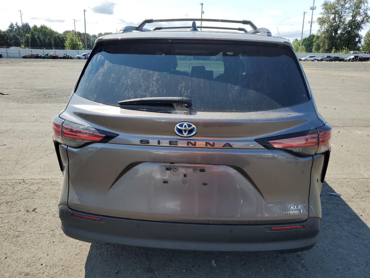 2022 TOYOTA SIENNA XLE VIN:5TDYRKEC6NS091450