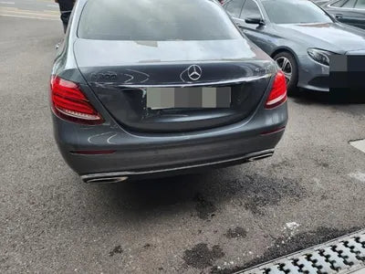 2018 Mercedes-Benz E 300 VIN: