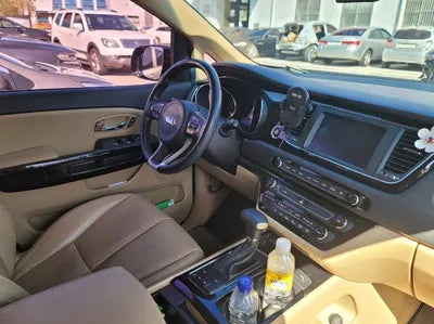 2016 Kia Carnival VIN: