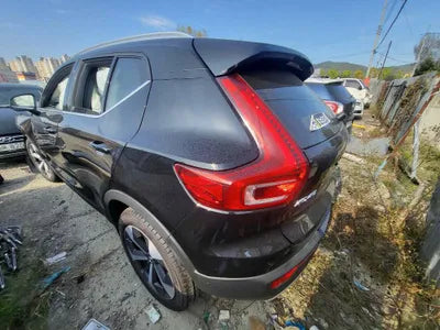 2022 Volvo XC40 YV1XZK920P2969990 VIN:YV1XZK920P2969990