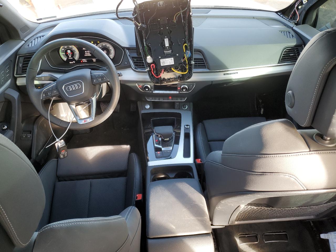 2024 AUDI Q5 E PREMIUM PLUS 55 VIN:WA1E2AFYXR2149594