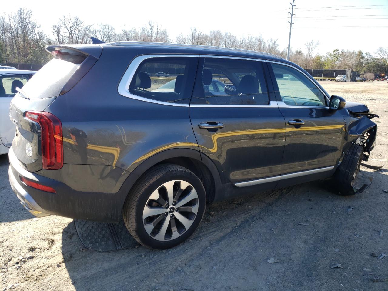 2022 KIA TELLURIDE S VIN:5XYP6DHCXNG289229