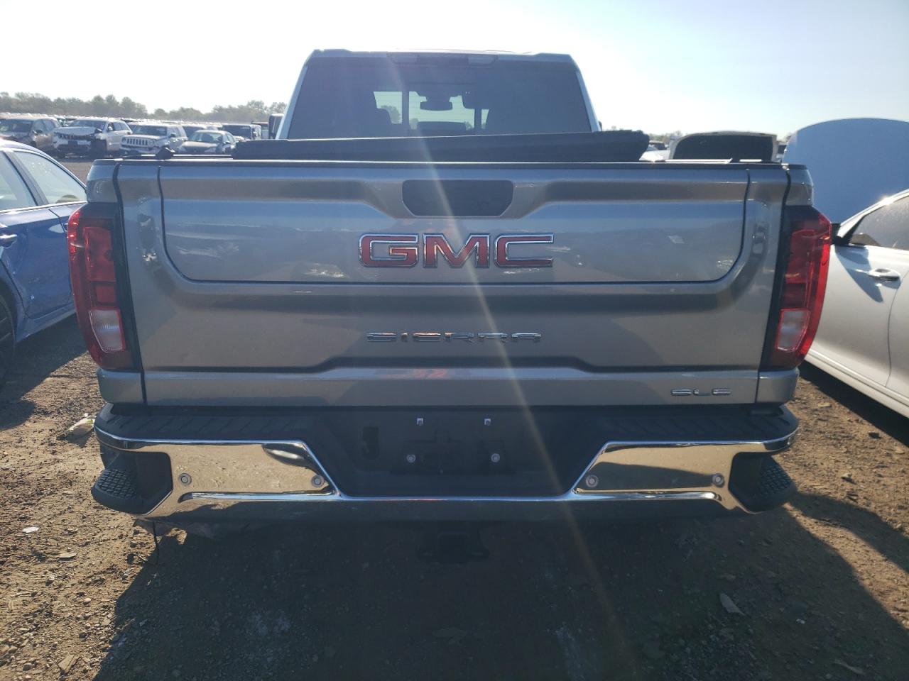 2024 GMC SIERRA K2500 SLE VIN:1GT49ME70RF260820