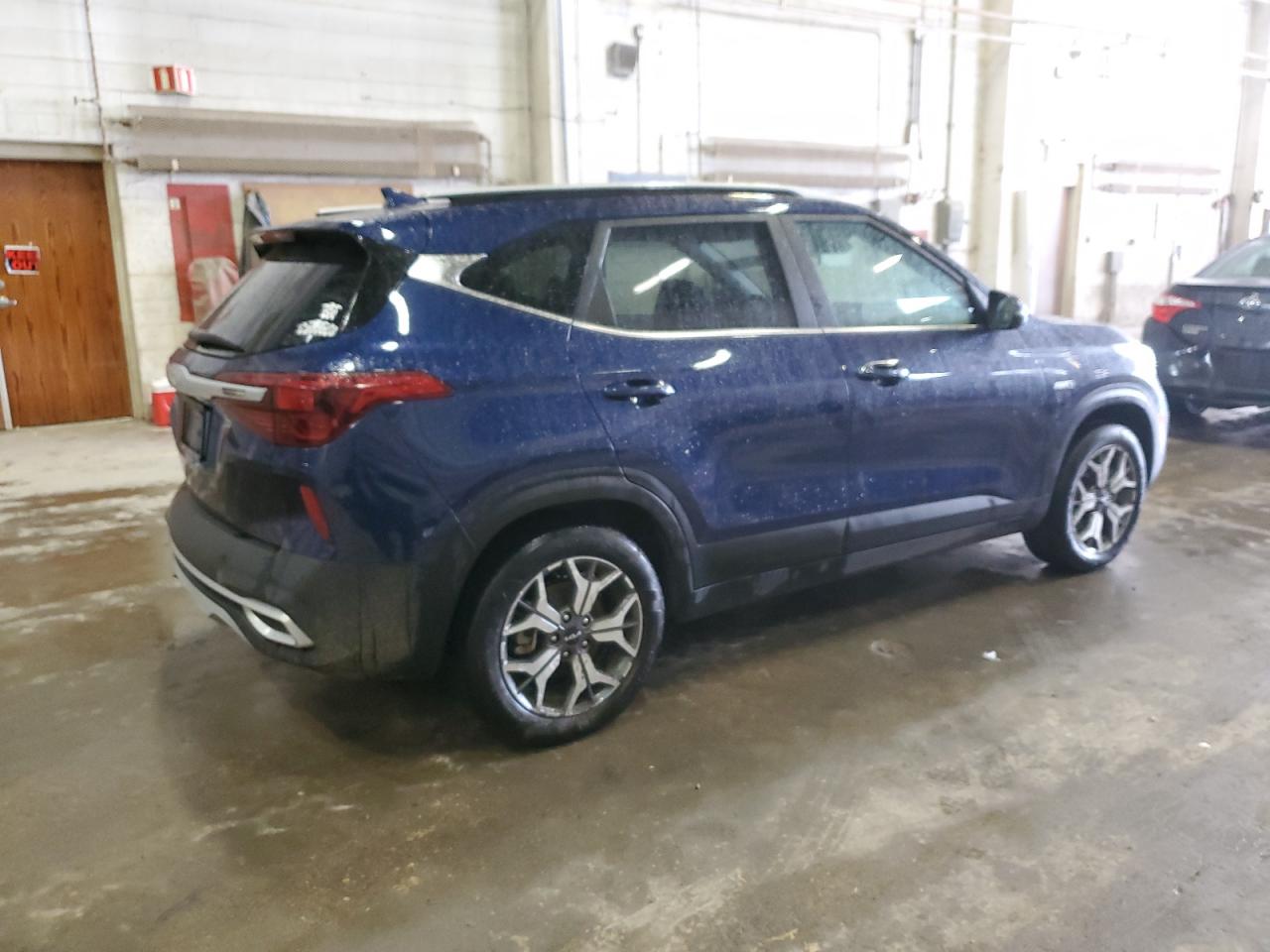 2022 KIA SELTOS EX VIN:KNDERCAA3N7294657