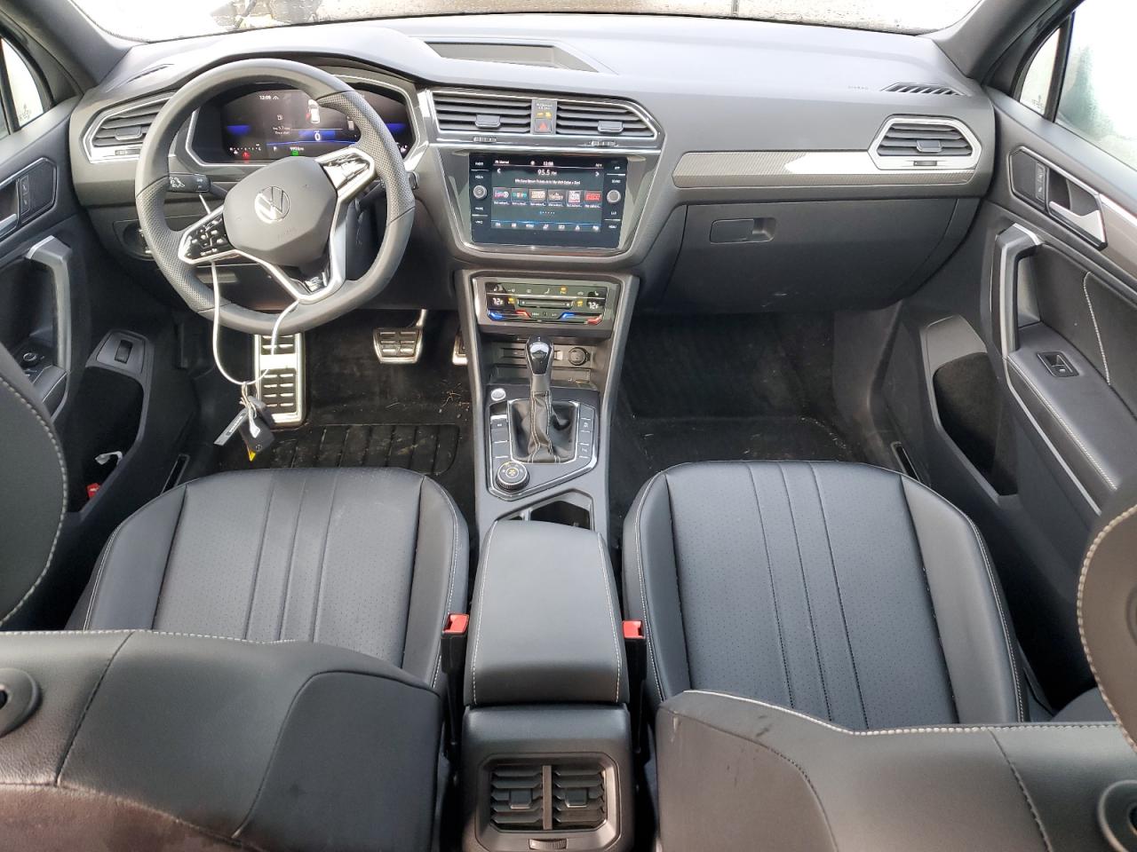 2024 VOLKSWAGEN TIGUAN SE R-LINE BLACK VIN:3VV8B7AX4RM058996