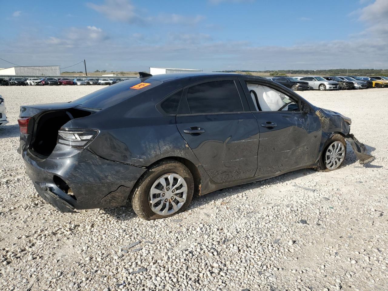 2023 KIA FORTE LX VIN:3KPF24AD5PE507975