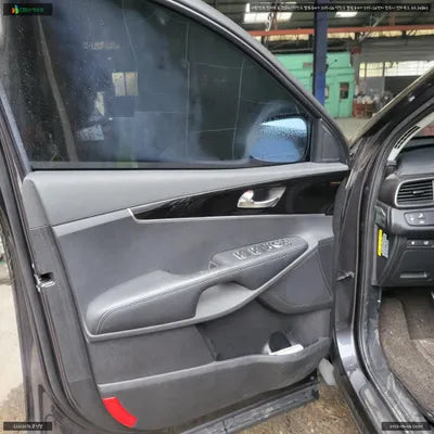 2018 Kia Sorento KNAPS81ABKA504637 VIN:KNAPS81ABKA504637