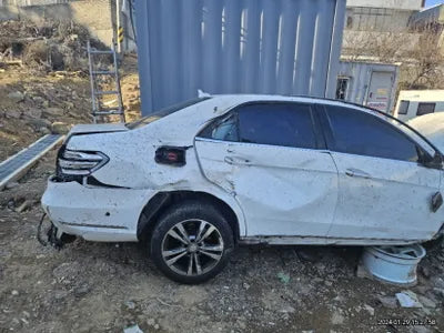 2015 Mercedes-Benz E 220 VIN: