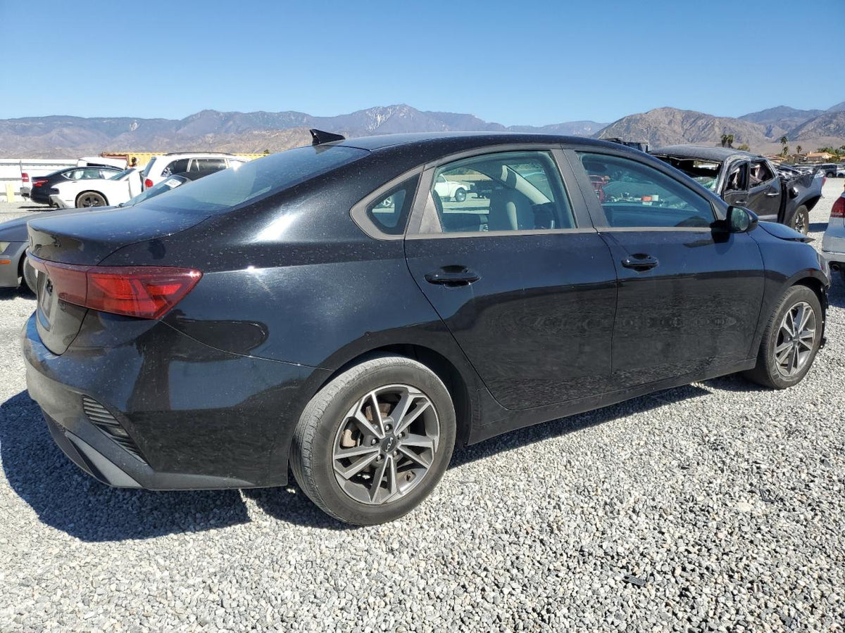 2022 KIA FORTE FE VIN:3KPF24AD4NE433378