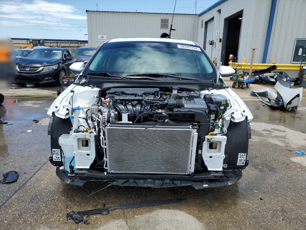 2024 HYUNDAI ELANTRA SEL VIN:KMHLS4DG5RU742160