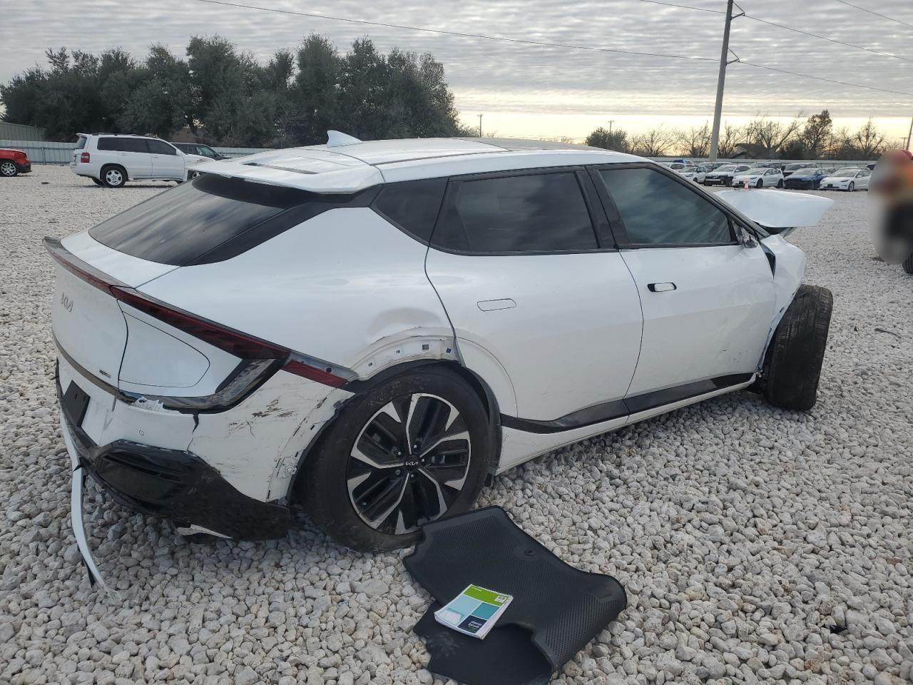 2024 KIA EV6 GT LINE VIN:1HGCR2F5XFA230618