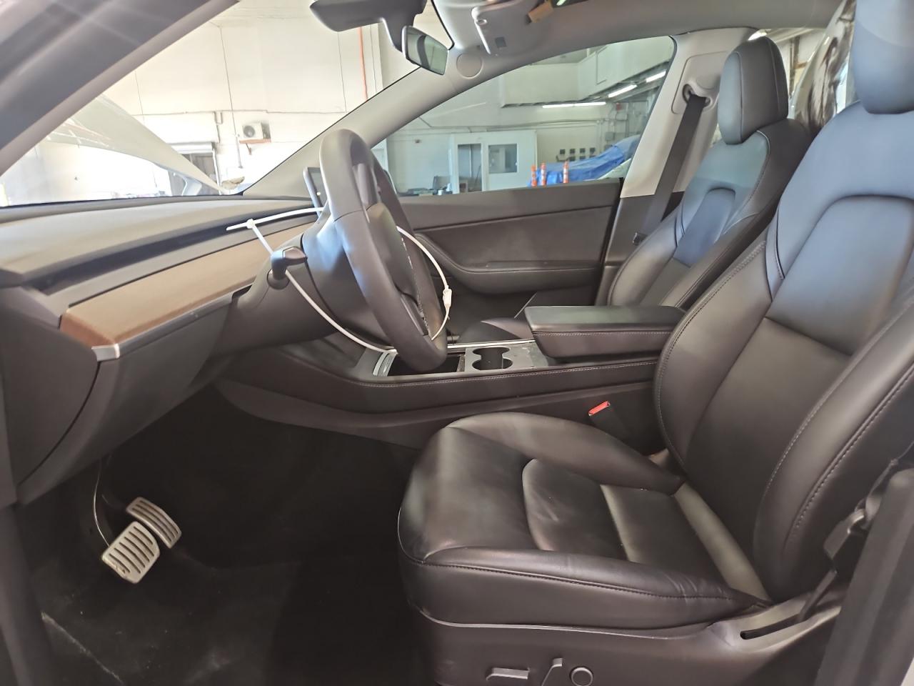 2022 TESLA MODEL Y  VIN:7SAYGDEF9NF460367