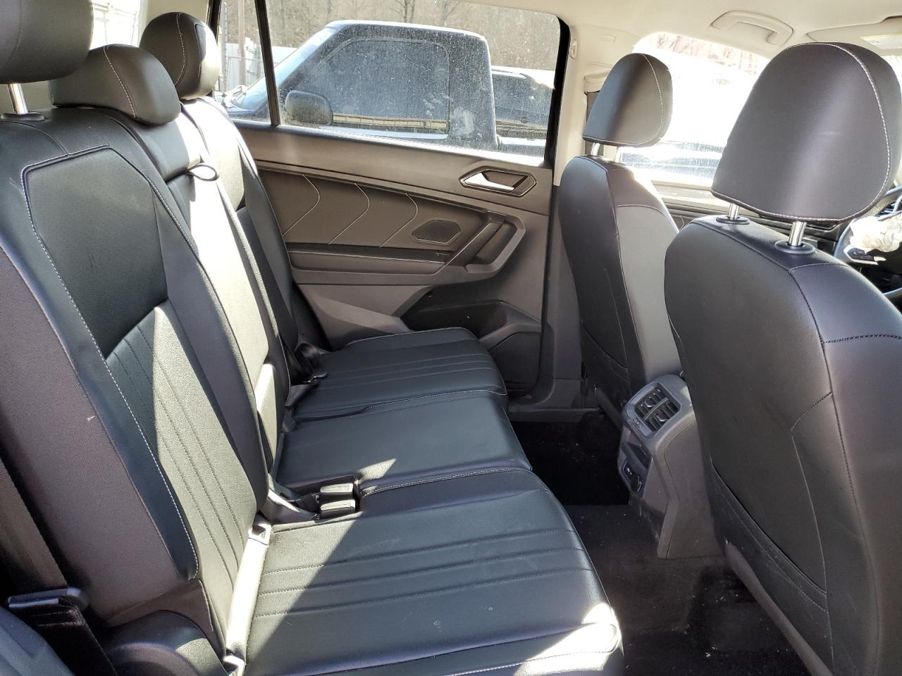2022 VOLKSWAGEN TIGUAN SE VIN:3VV3B7AX7NM098736