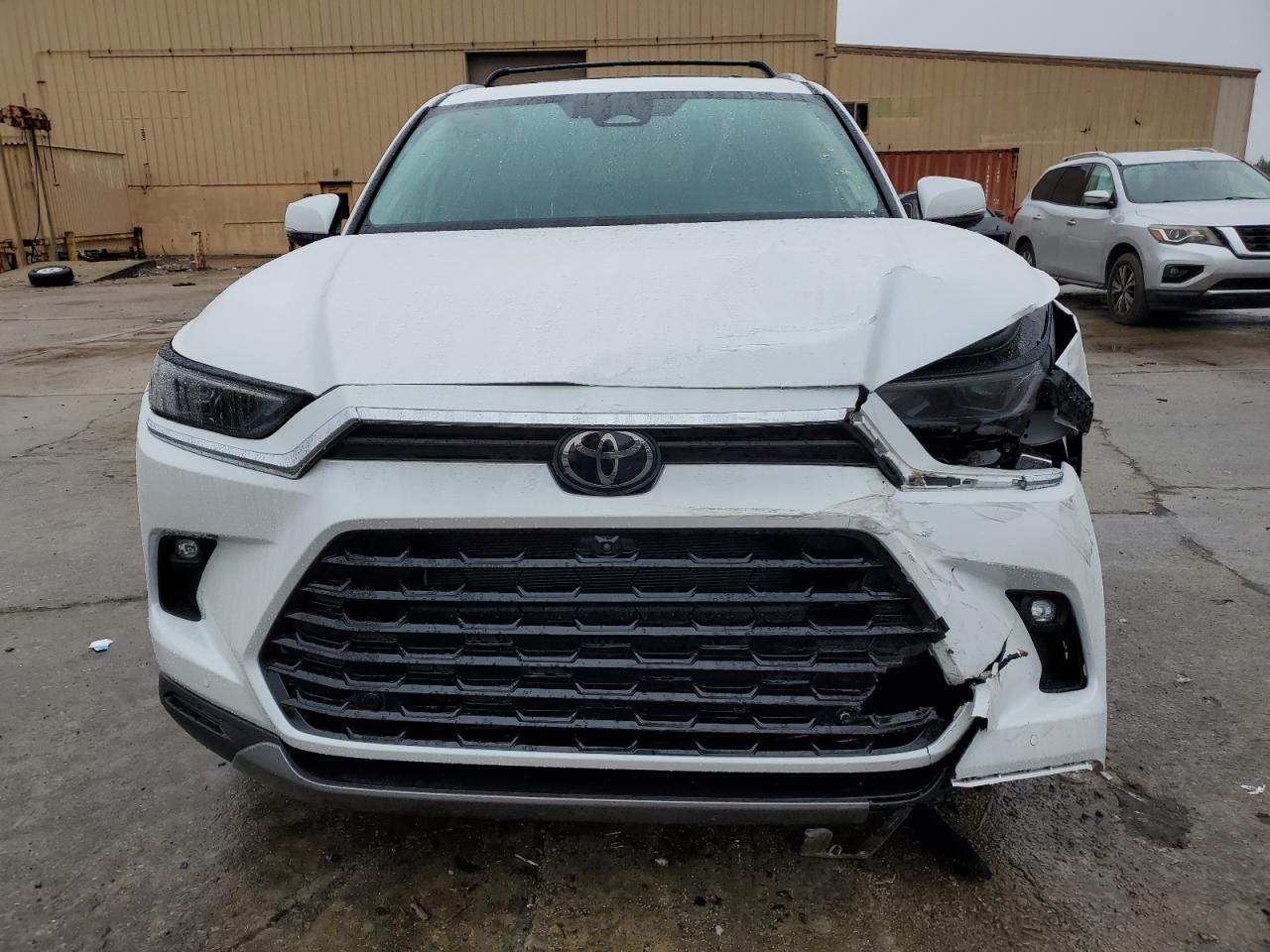 2024 TOYOTA GRAND HIGHLANDER XLE VIN:5TDAAAA56RS010527