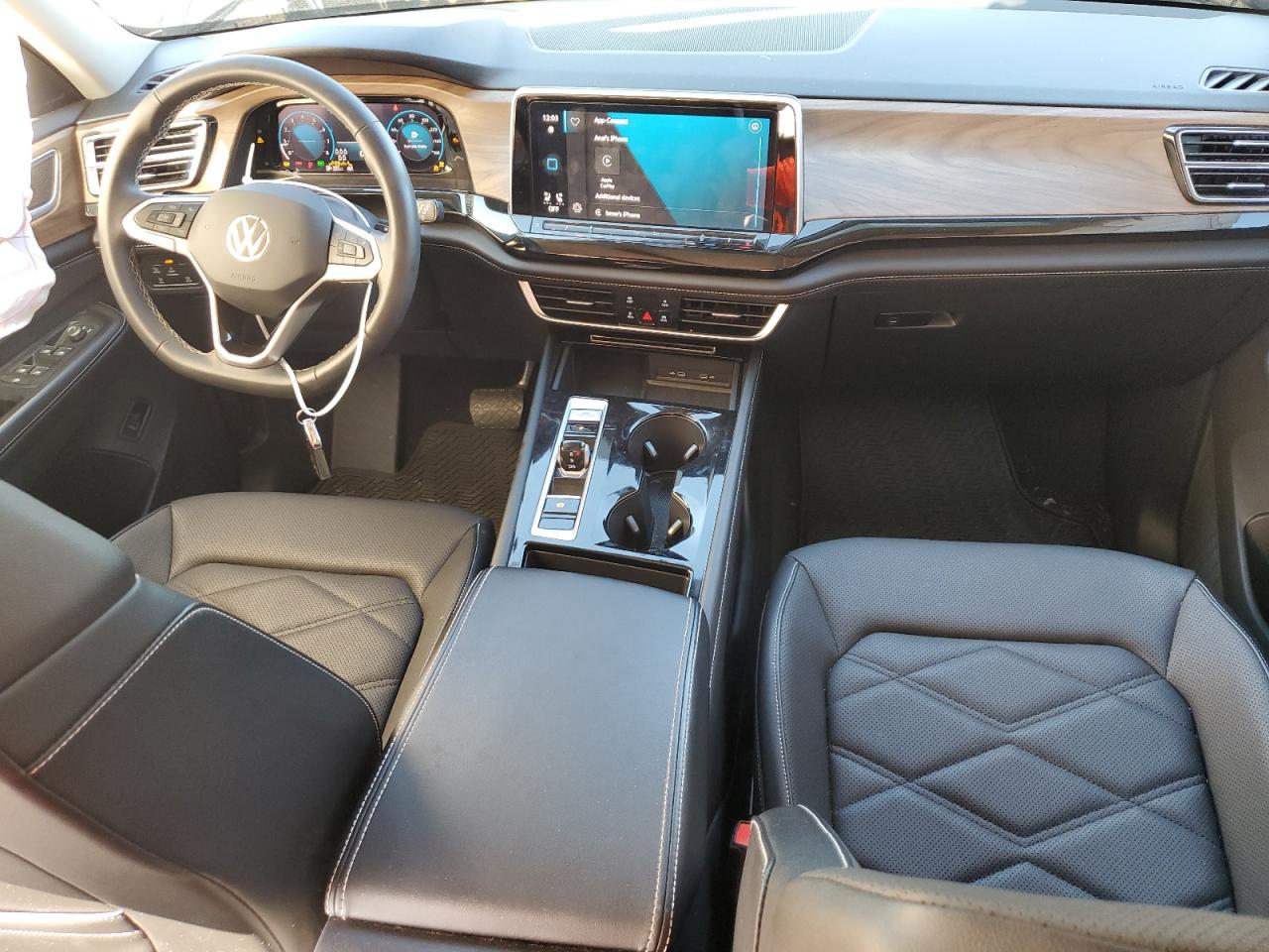2024 VOLKSWAGEN ATLAS SE VIN:1V2JR2CA7RC513301