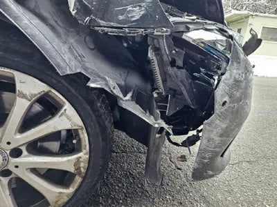 2016 Mercedes-Benz E 220 VIN: