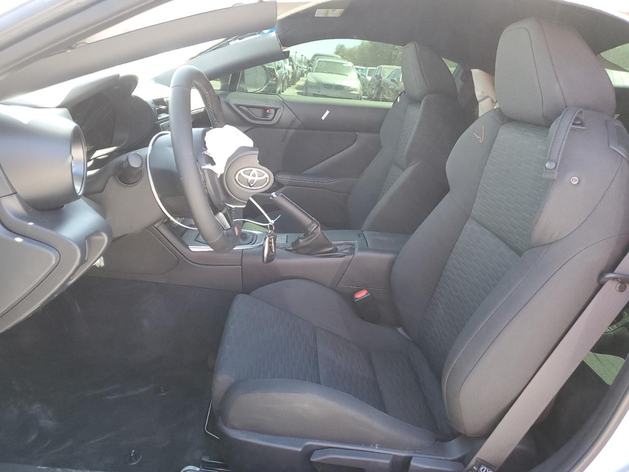 2024 TOYOTA GR 86  VIN:JF1ZNBB16R9751354
