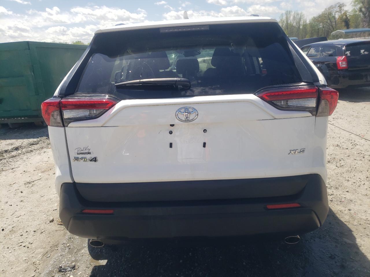 2022 TOYOTA RAV4 XLE VIN:2T3W1RFV7NC186493