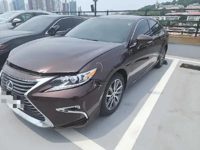 2017 Lexus ES 300 VIN: