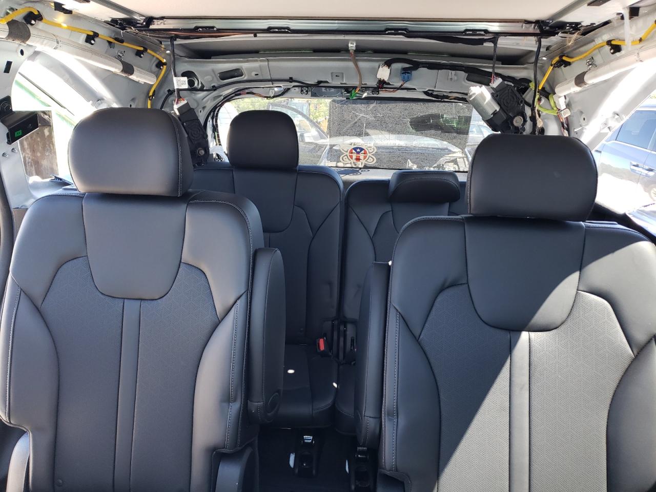 2023 KIA SORENTO SX VIN:5XYRKDLF1PG240879
