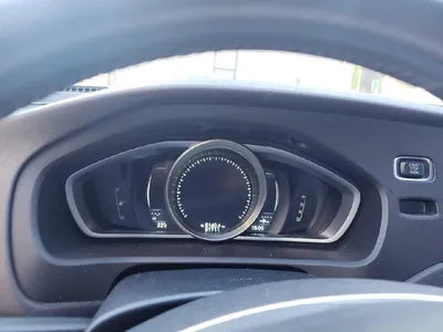2016 Volvo V40 VIN:
