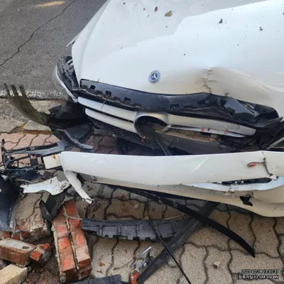 2018 Mercedes-Benz C 200 010KMWDDWF4CB9JF6 VIN:010KMWDDWF4CB9JF6