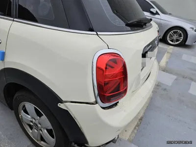 2019 MINI Cooper VIN: