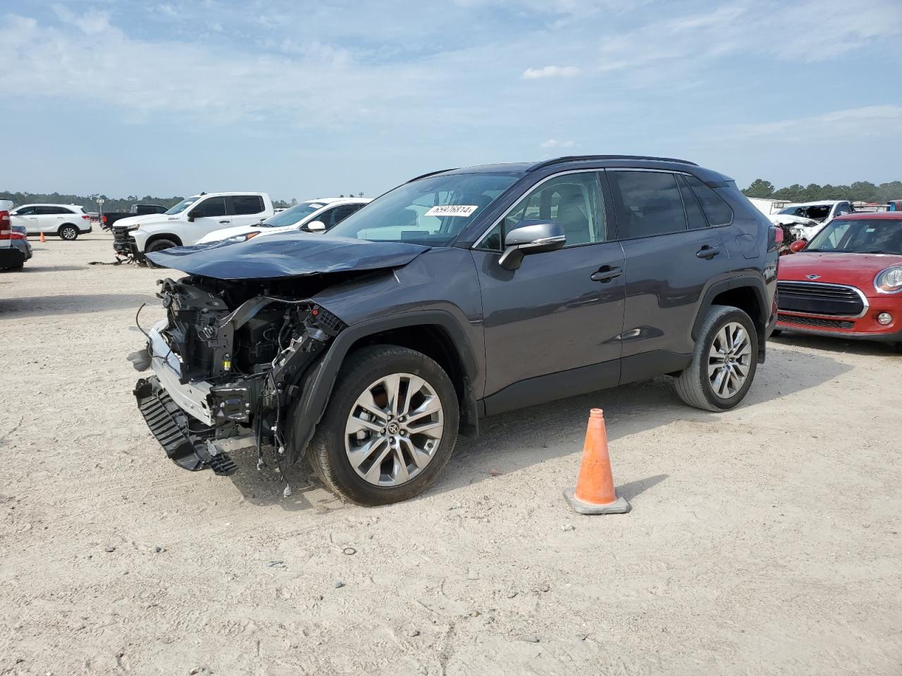 2024 TOYOTA RAV4 XLE PREMIUM VIN:2T3C1RFV1RC270964