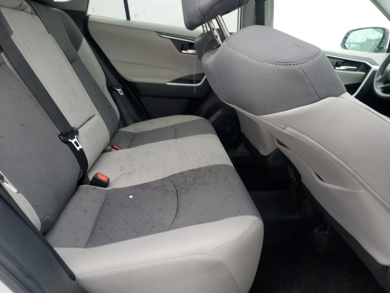 2023 TOYOTA RAV4 XLE VIN:2T3W1RFV0PW266817