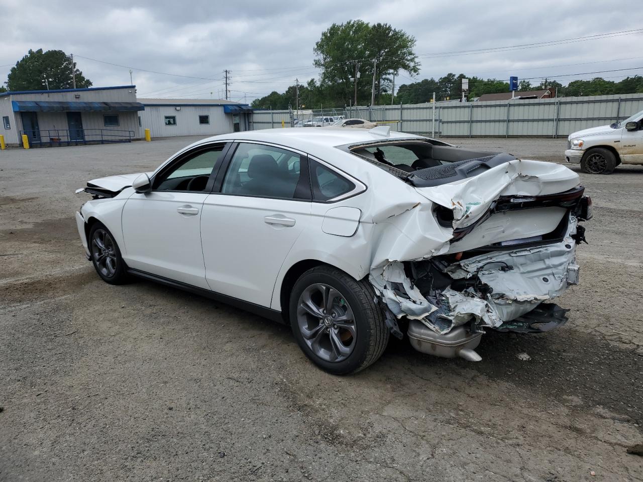 2024 HONDA ACCORD EX VIN:1HGCY1F3XRA006684