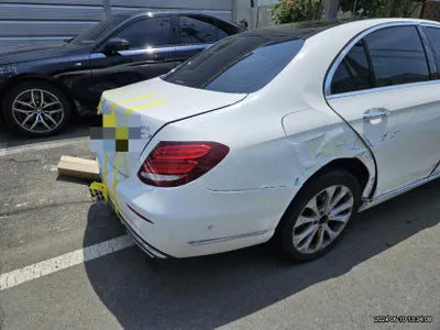 2019 Mercedes-Benz E 300 VIN: