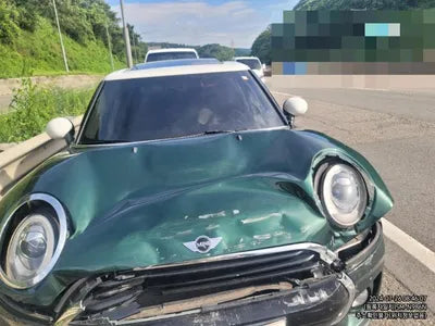 2016 MINI Clubman VIN: