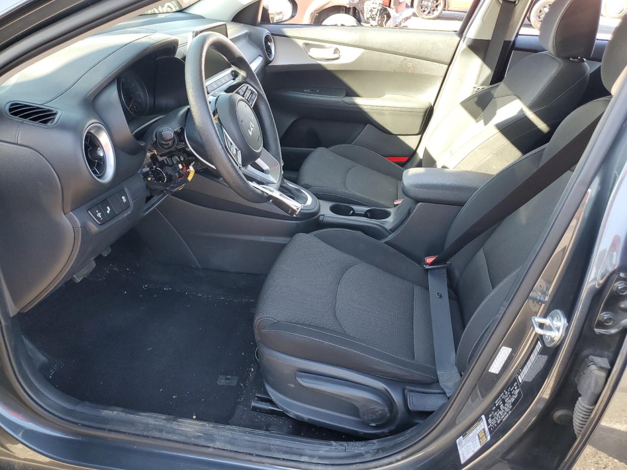 2024 KIA FORTE LX VIN:3KPF24AD1RE701230