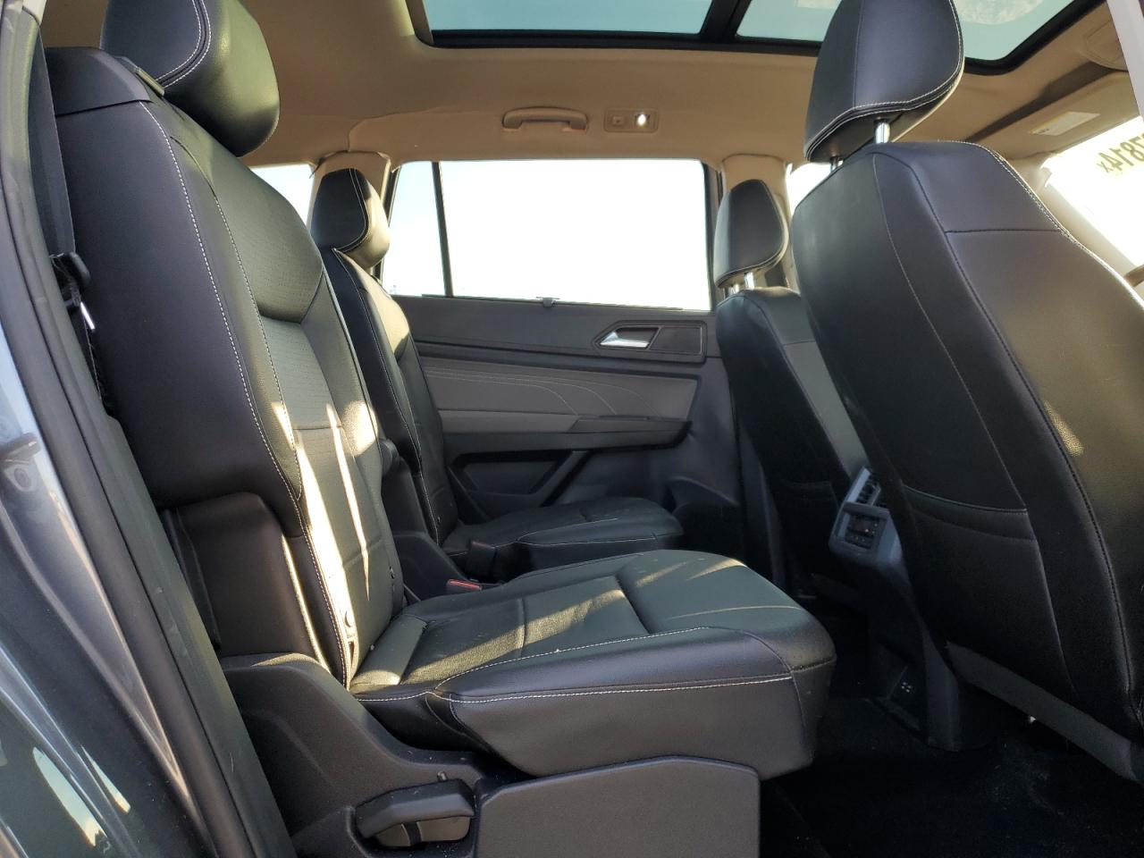 2022 VOLKSWAGEN ATLAS SE VIN:1V2JR2CA7NC560340