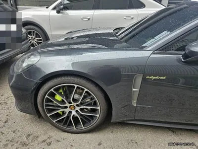 2023 Porsche Panamera VIN: