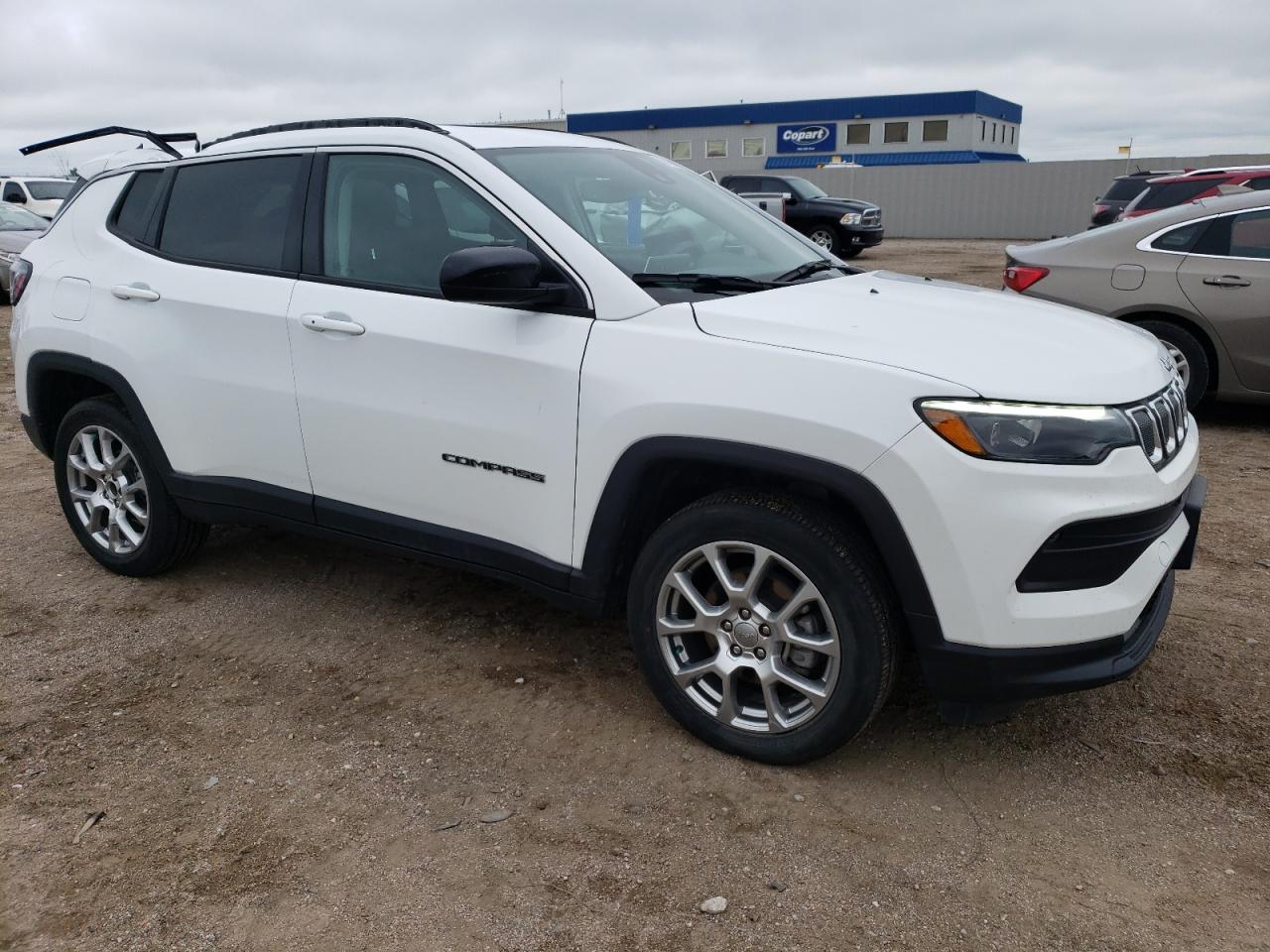 2022 JEEP COMPASS LATITUDE LUX VIN:3C4NJDFB9NT165199