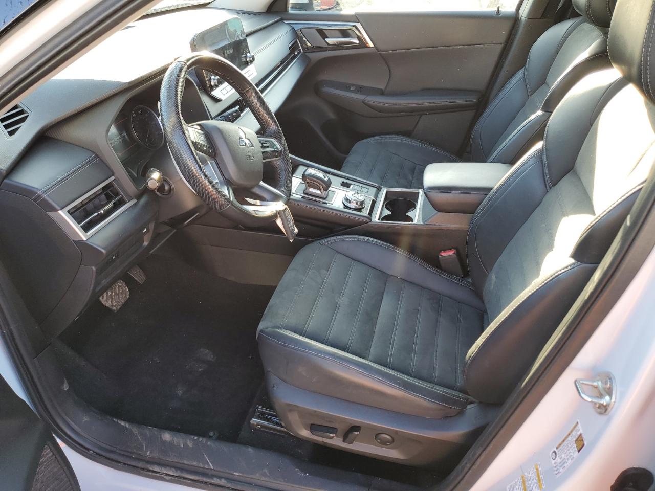 2022 MITSUBISHI OUTLANDER SE VIN:JA4J4UA87NZ064067