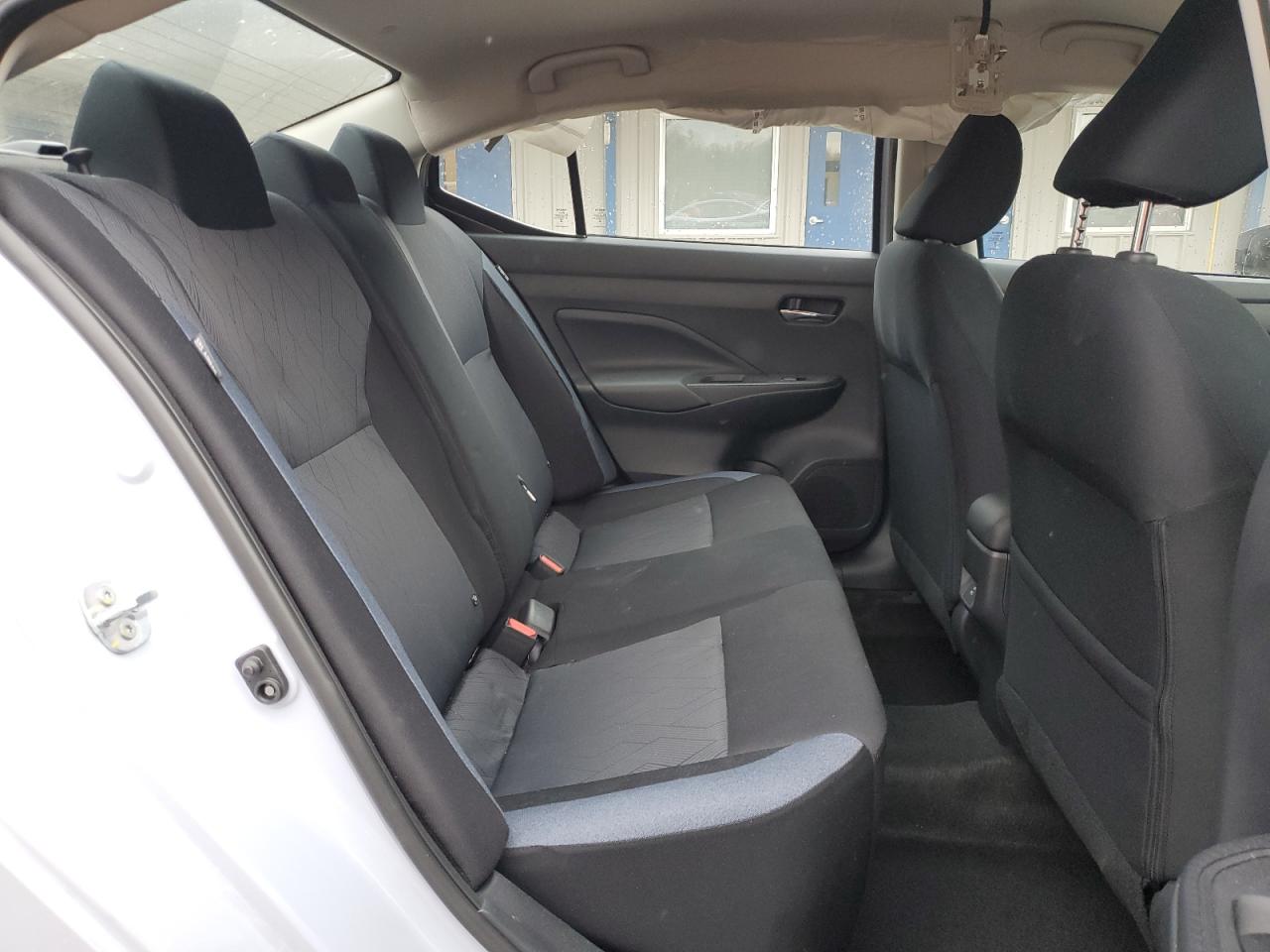 2024 NISSAN VERSA SV VIN:3N1CN8EV2RL819094